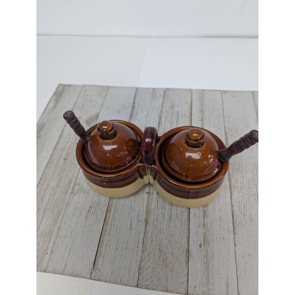 Vintage Brown Glazed Stoneware Double Condiment Sauce Pot W/ Lids Spoons Taiwan - Picture 4 of 11